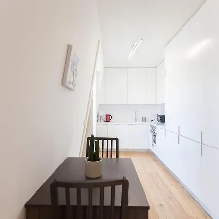 Daire Flh Praca Comercio Artistic Flat With Balcony Lisboa